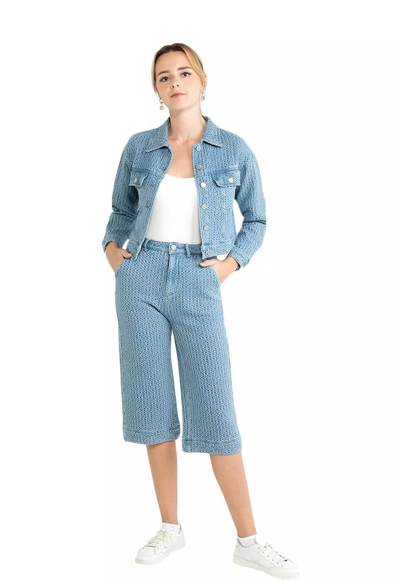 ELLE Apparel Textured Denim Crop Length Wide Leg Jeans