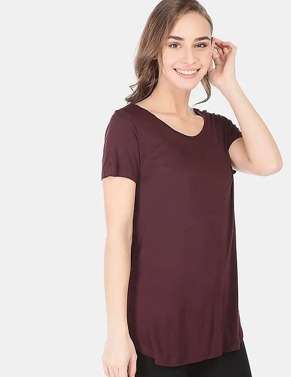 GAP Women Red Short Sleeve T-Shirt in Luxe Jersey