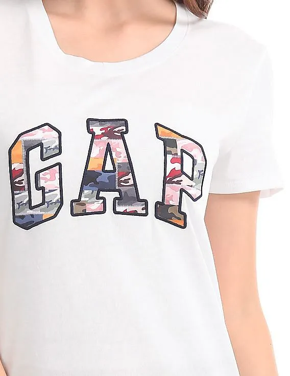 GAP Women White Short Sleeve Camo Logo Tee