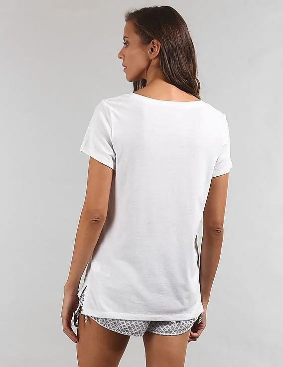 GAP Women White Short Sleeve Printed T-Shirt