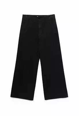 Solid Pleated Waist Wide Leg Jeans