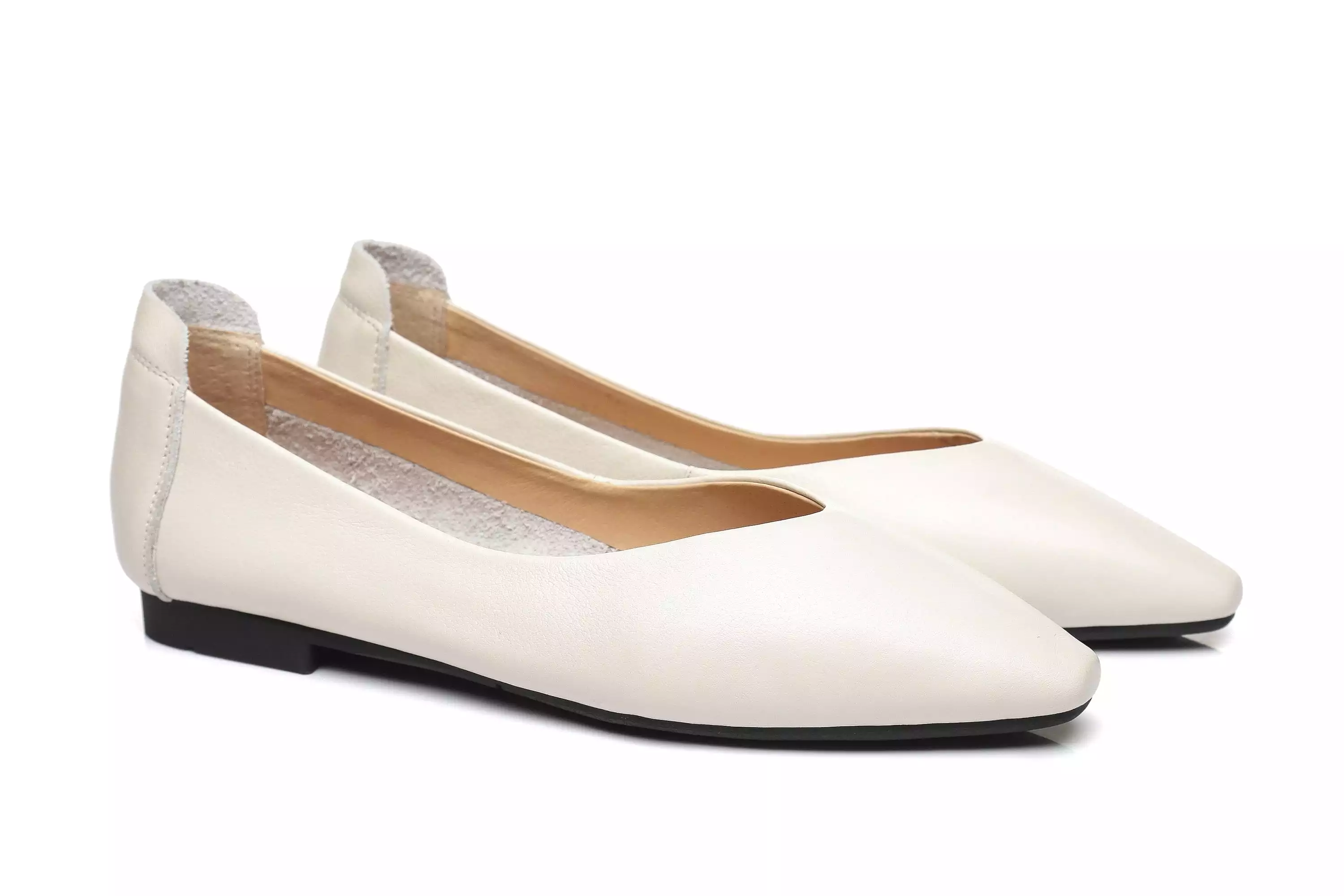 UGG Australian Shepherd Everly Leather Pointed Toe Ballet Flats