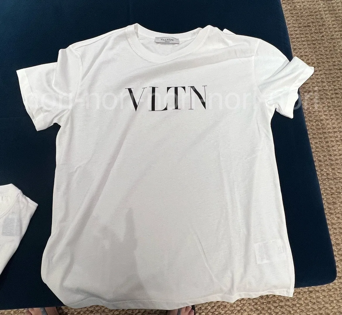 VALENTINO  |Plain Logo Luxury T-Shirts