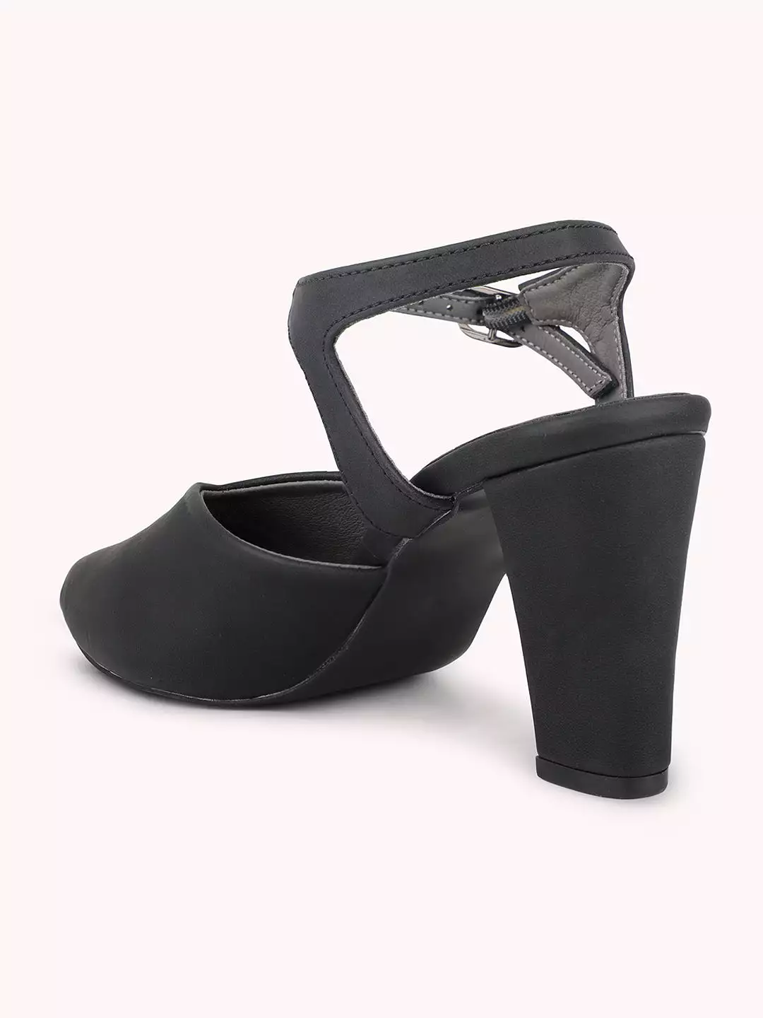 Women Black Pointed Toe Block Mules With Buckle Closure